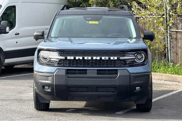 $30650 : Ford Bronco Sport 2025 AWD O image 6