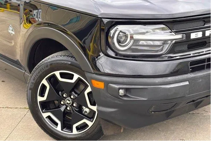 $27977 : Ford Bronco Sport 2024 AWD O image 3