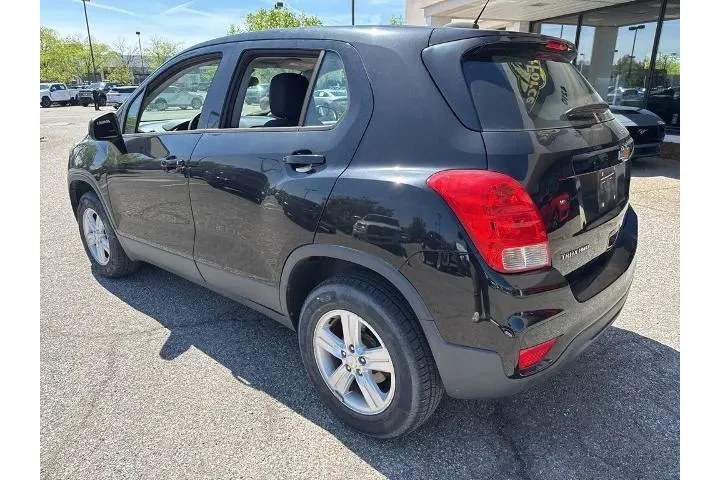 $10000 : Chevrolet Trax 2017 AWD LS 4 image 6
