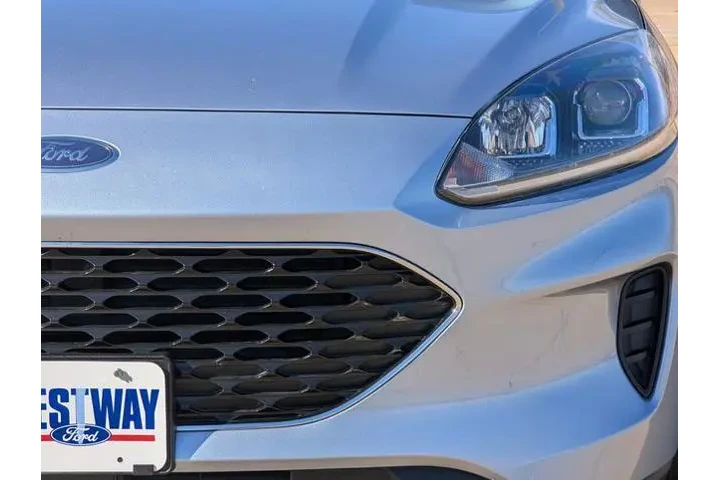 $18495 : Ford Escape 2022 SE 4dr SUV image 9