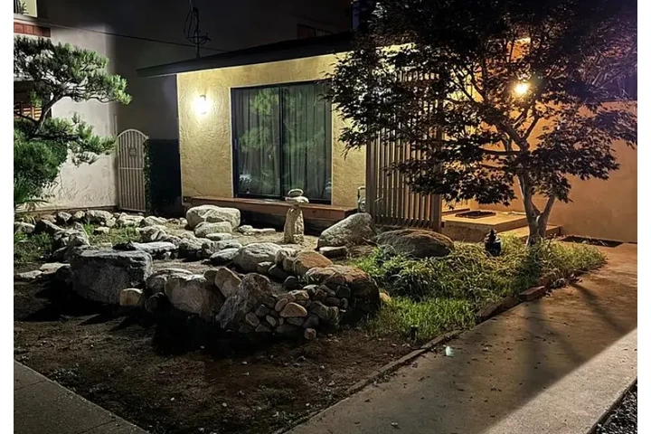 $1550 : Perfect for Work From Home image 1