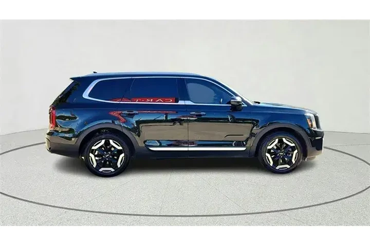 $30296 : Kia Telluride 2024 AWD S 4dr image 2