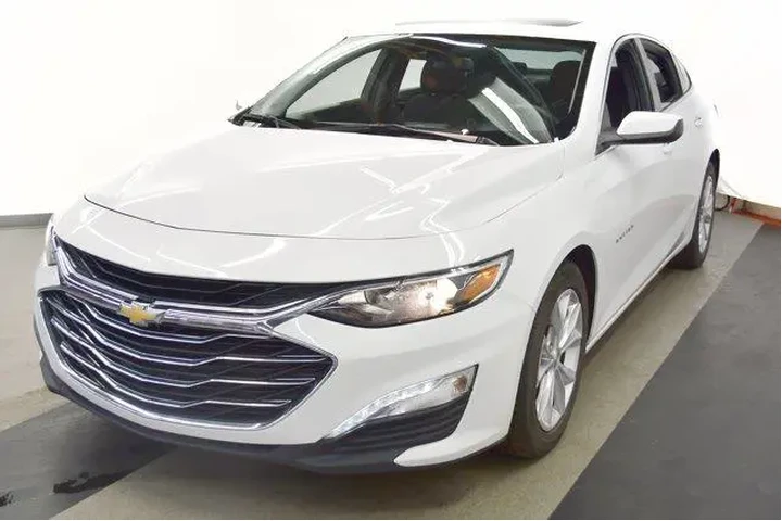 $18994 : Chevrolet Malibu 2024 LT 4dr image 7