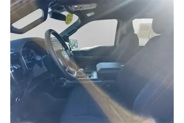 $39391 : Ford F-150 2023 4x4 XLT 4dr image 9