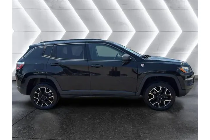 $14995 : Jeep Compass 2020 4x4 Trailh image 5
