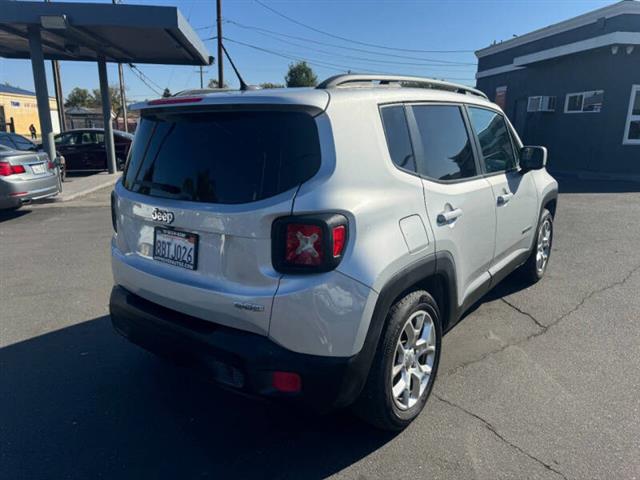 $9998 : 2015 Renegade Latitude image 8