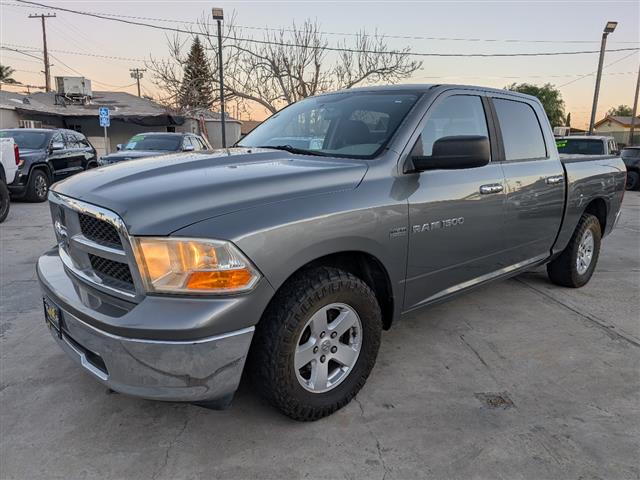 $13995 : 2012 RAM 1500 image 1