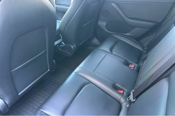 $26900 : Tesla Model Y 2020 AWD Long image 7