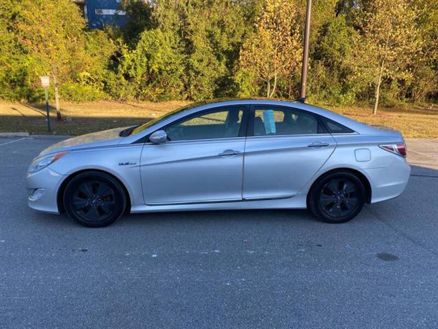 $12500 : 2011 Sonata Hybrid Premium image 3