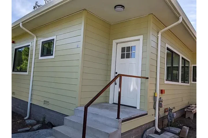 $2500 : Charming home in La image 1