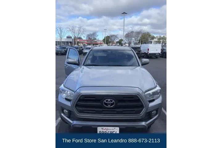 $15950 : Toyota Tacoma 2016 4x4 SR5 4 image 7