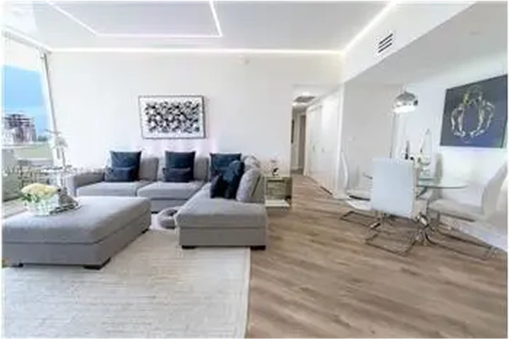 $2600 : Rental property with 1 bedro image 3