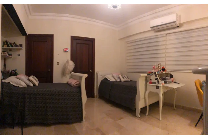 $3300 : VENDO O ALQUILO APARTAMENTO image 4