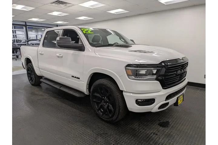 $39900 : Ram 1500 2022 4x4 Laramie 4d image 3