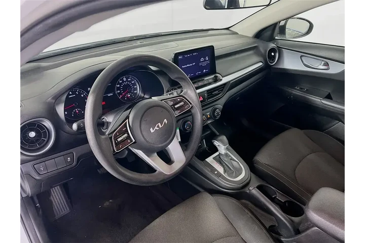 $14599 : Kia Forte 2023 LXS 4dr Sedan image 10