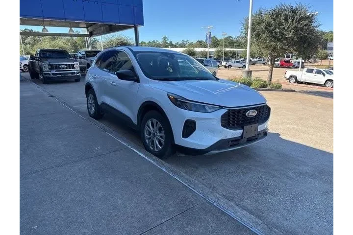 $21488 : Ford Escape 2024 Active 4dr image 2