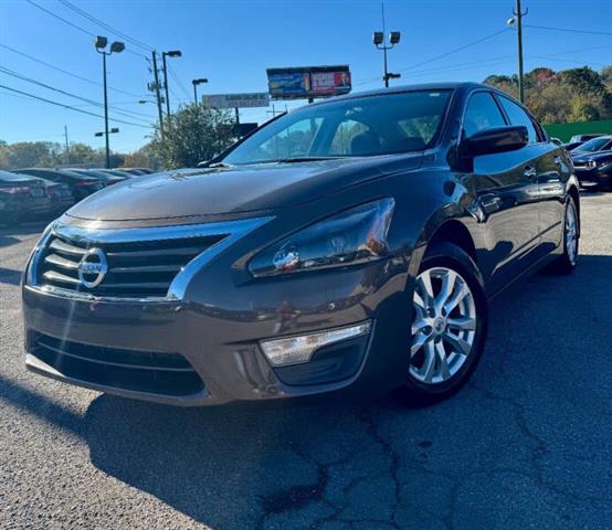 $8900 : 2015 Altima 2.5 S image 8