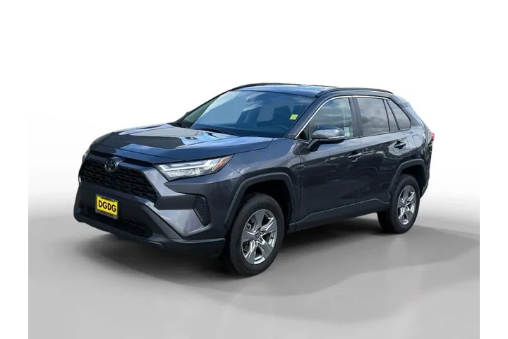 $27384 : Toyota RAV4 2024 AWD XLE 4dr image 1