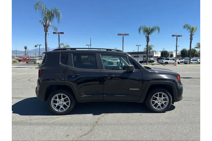 $26498 : Jeep Renegade 2023 4x4 Latit image 9