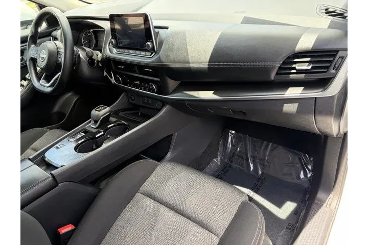 $23700 : Nissan Rogue 2024 SV 4dr Cro image 8