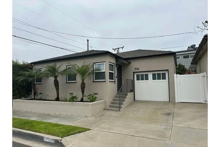 $800 : 2BEDROOM.Huntington Beach, CA image 1