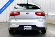 $7490 : Kia Rio 2017 LX 4dr Sedan 6A thumbnail