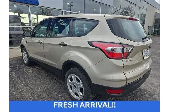 $11233 : Ford Escape 2018 S 4dr SUV image 4