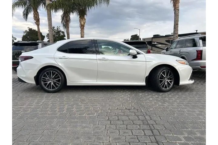 $27995 : Toyota Camry Hybrid 2023 XLE image 5