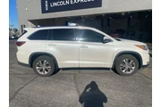 $17299 : Toyota Highlander 2015 XLE 4 thumbnail