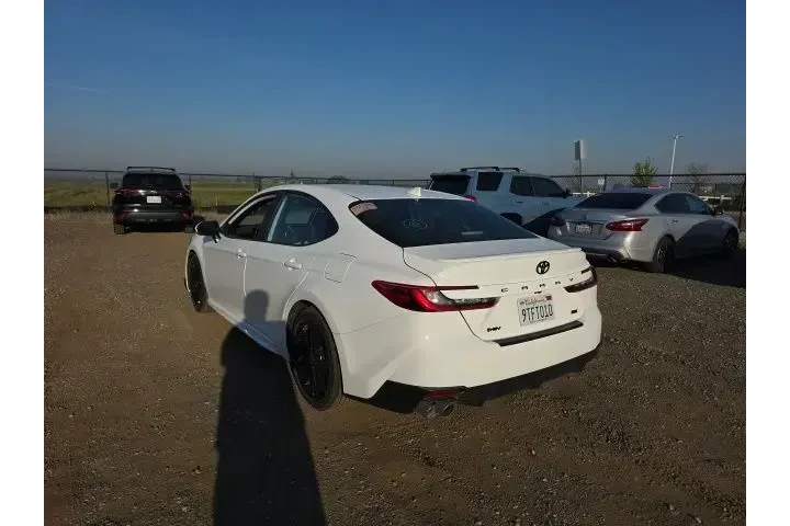 $33900 : Toyota Camry 2025 SE 4dr Sed image 4