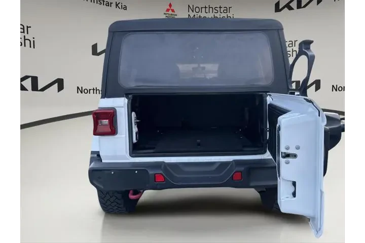 $28990 : Jeep Wrangler Unlimited 2020 image 9