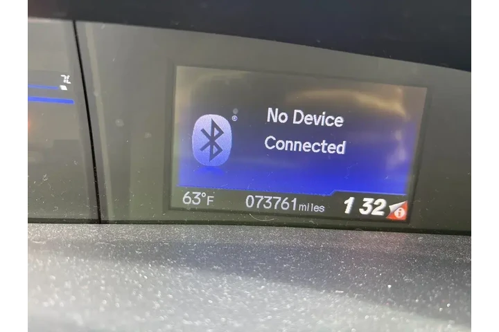 $14500 : Honda Civic 2015 SE 4dr Seda image 3