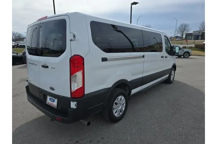 $33900 : Ford Transit 2023 350 XL 3dr image 5