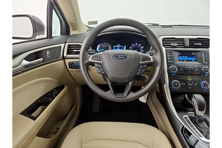 $16998 : Ford Fusion 2015 SE 4dr Seda image 10