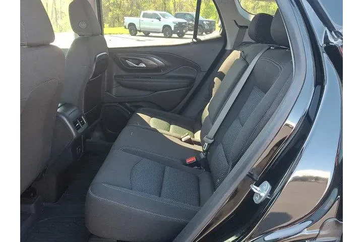 $24000 : GMC Terrain 2023 AWD SLE 4dr image 10