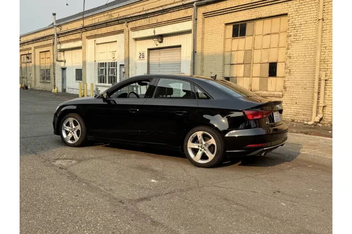 2017 A3 2.0T quattro Premium image 7