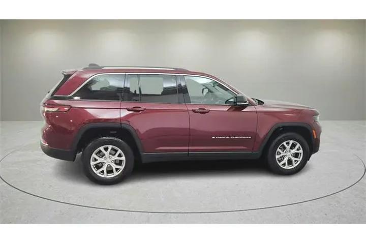 $30555 : Jeep Grand Cherokee 2022 4x4 image 10