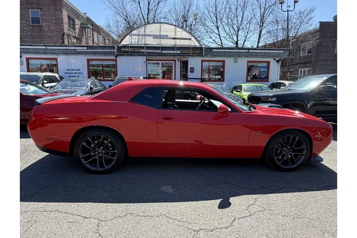 $32990 : Dodge Challenger 2020 R/T Sc image 8