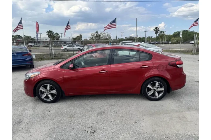 $8797 : 2018 Forte S image 9