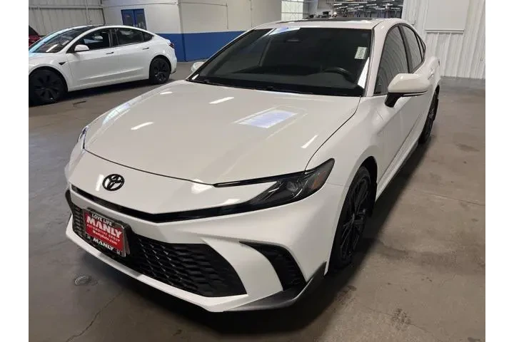 $29571 : Toyota Camry 2025 SE 4dr Sed image 7