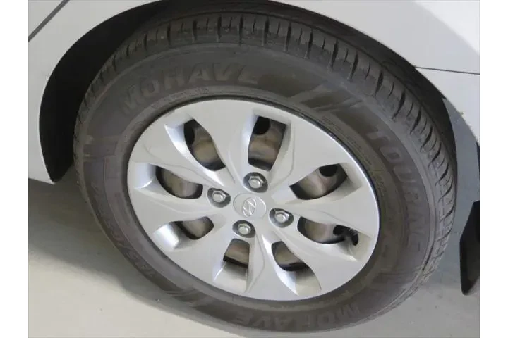 $8930 : Hyundai ACCENT 2016 SE 4dr S image 9