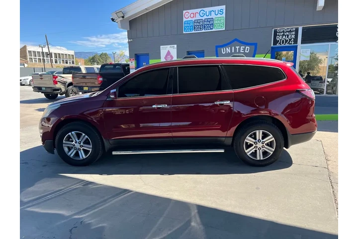 2016 Traverse 2LT FWD image 8