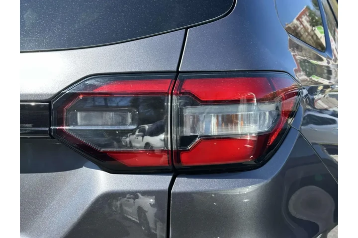 $38985 : Honda Pilot 2023 AWD Touring image 9