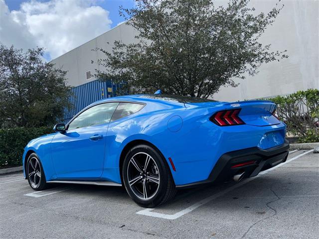 $36998 : FORD MUSTANG 2024 image 4