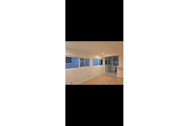 Glass windows & doors screens image 6