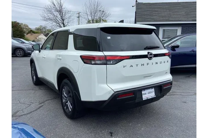 $26487 : Nissan Pathfinder 2024 AWD S image 6