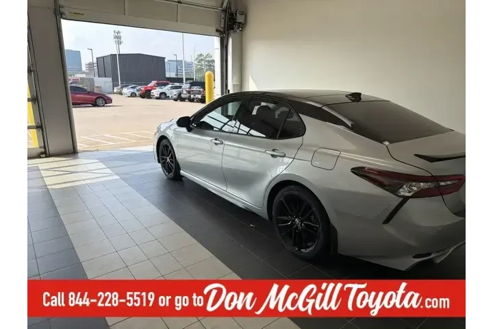 $33596 : Toyota Camry 2024 XSE V6 4dr image 5