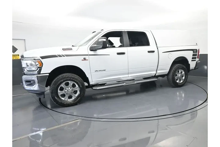 $39953 : Ram 2500 2023 4x4 Big Horn 4 image 2