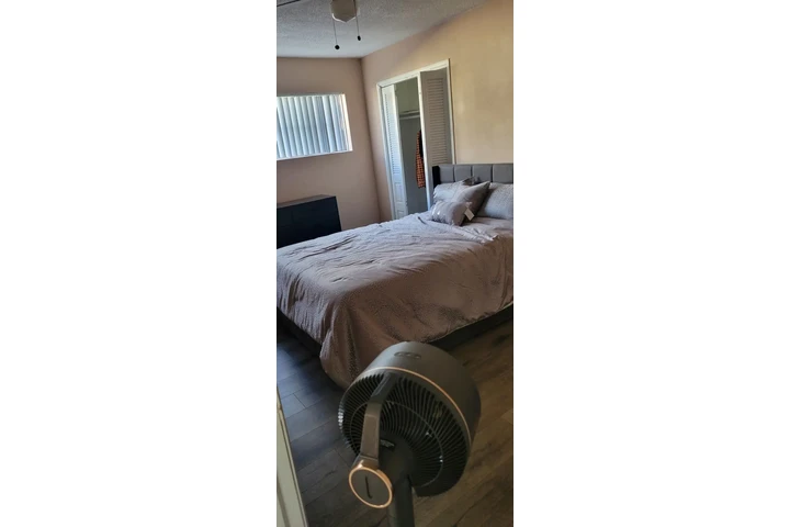$1850 : BELL RENTO CASA INDEPENDIENTE image 6