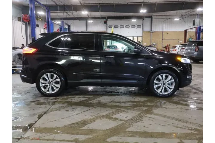 $28677 : Ford Edge 2024 AWD Titanium image 10